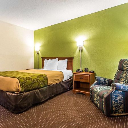 Econo Lodge Elizabeth City Eksteriør billede